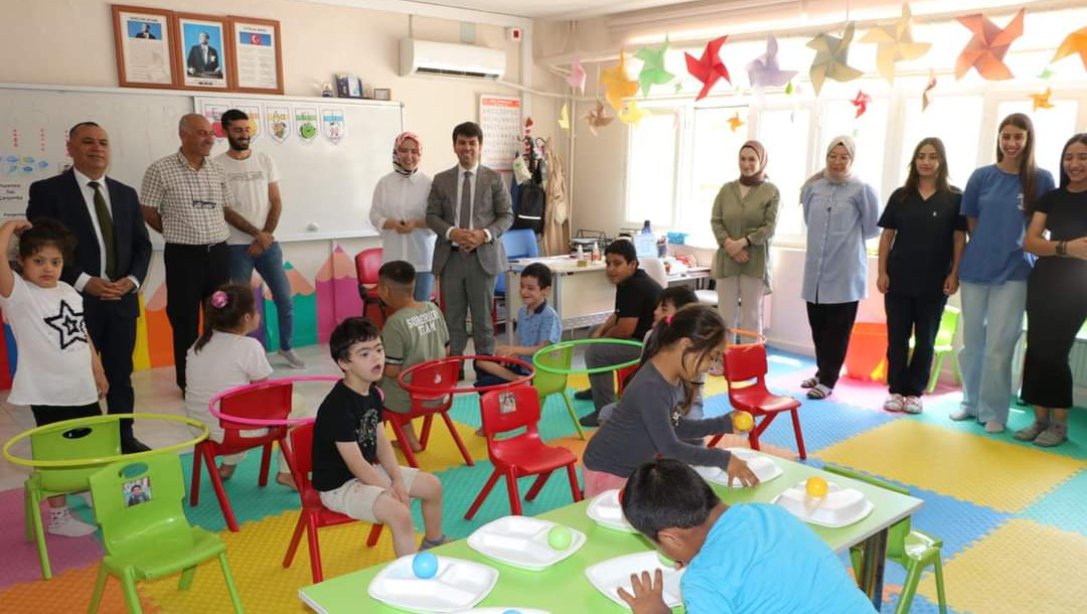 Kaymakamımız Emrah UZUN, Ceylanpınar Özel Eğitim Uygulama Okulunu Ziyaret Etti